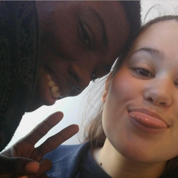 Meet your Posher, Addison - Picture 1 of 1